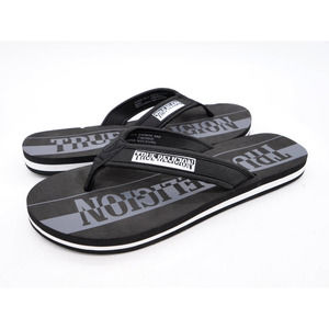 True Religion Sandals Mens 12 Austeen Black & White Thongs Flip Flops Slip On